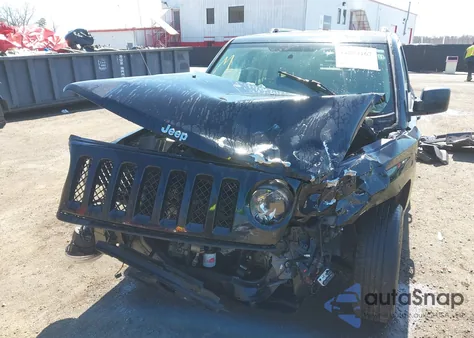 2017 Jeep Patriot High Altitude 4X4 z USA, uszkodzony, nr VIN 1C4NJRFB6HD194750